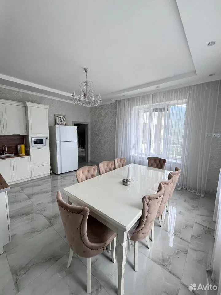 фото 5-к. гостевой дом, 250 м²