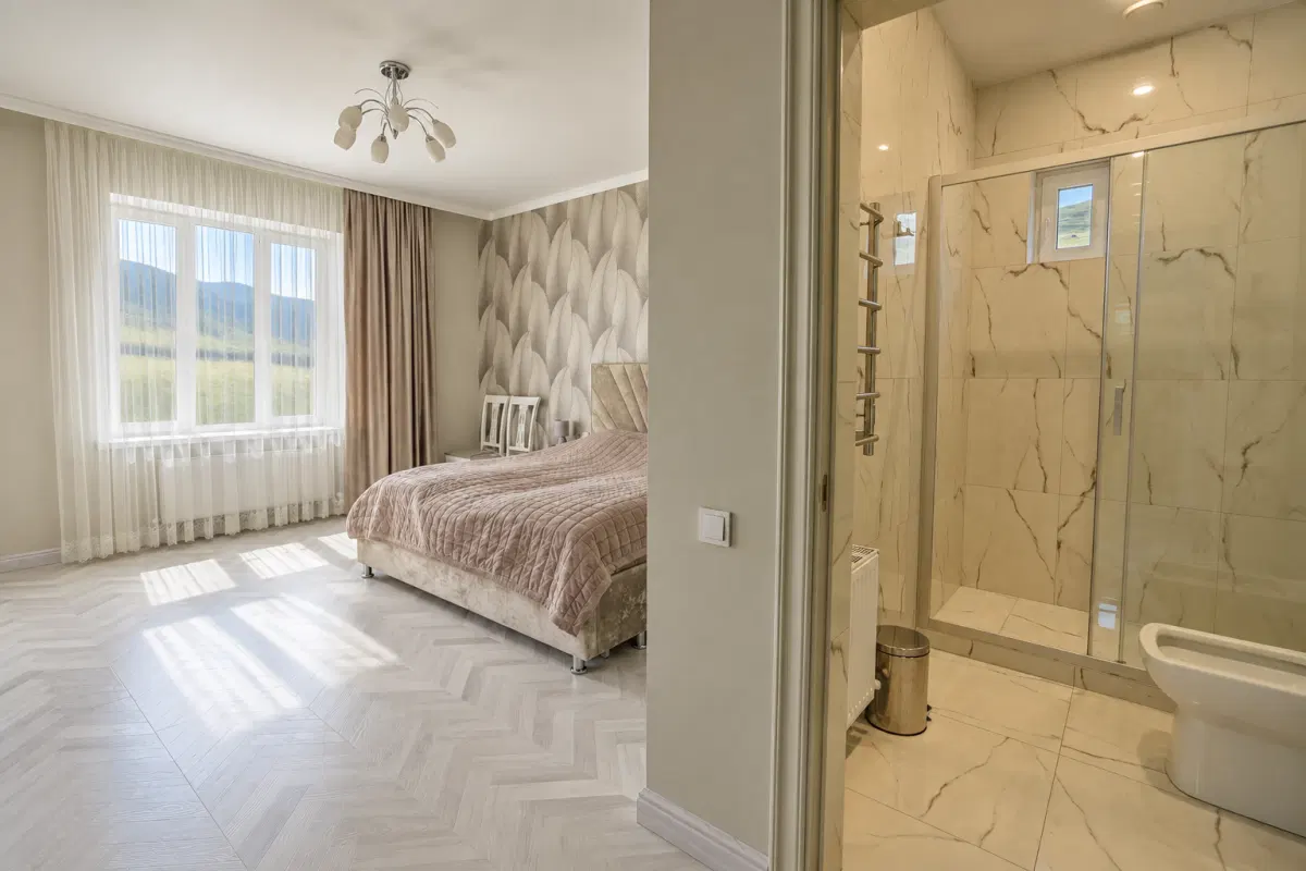фото 5-к. гостевой дом, 250 м²