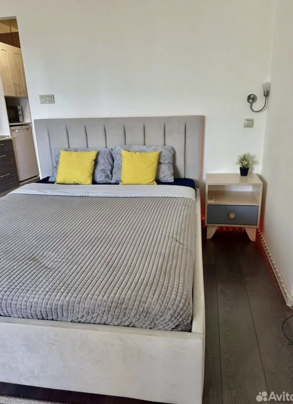 фото Квартира-студия, 30 м², 2 кров…