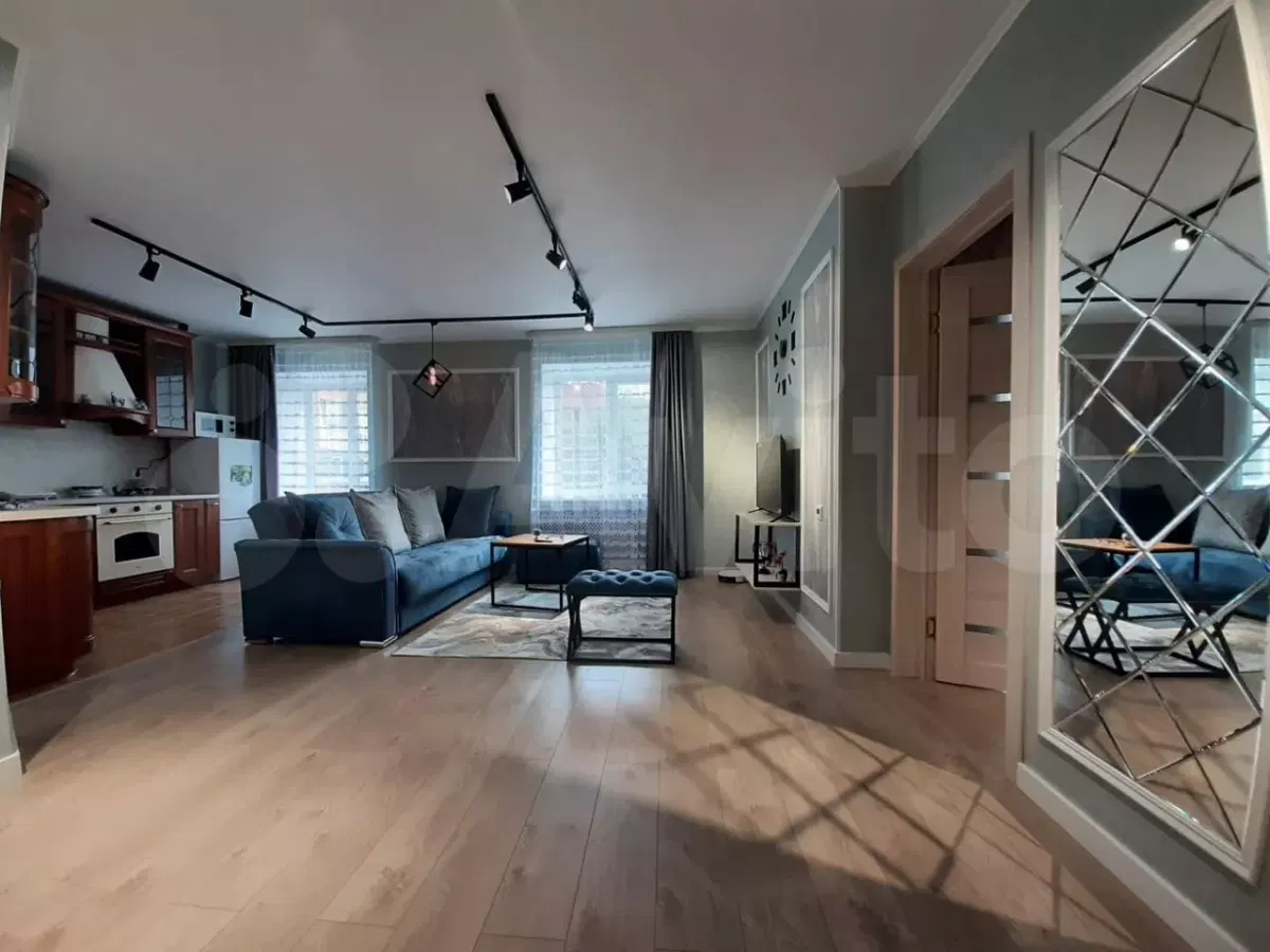фото Евро-ТРЕШКА, 54 м², 3 кровати
