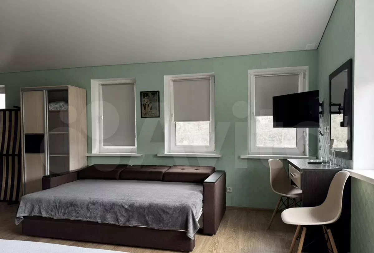 фото Комната 39 м² в 5-к., 3/3 эт.
