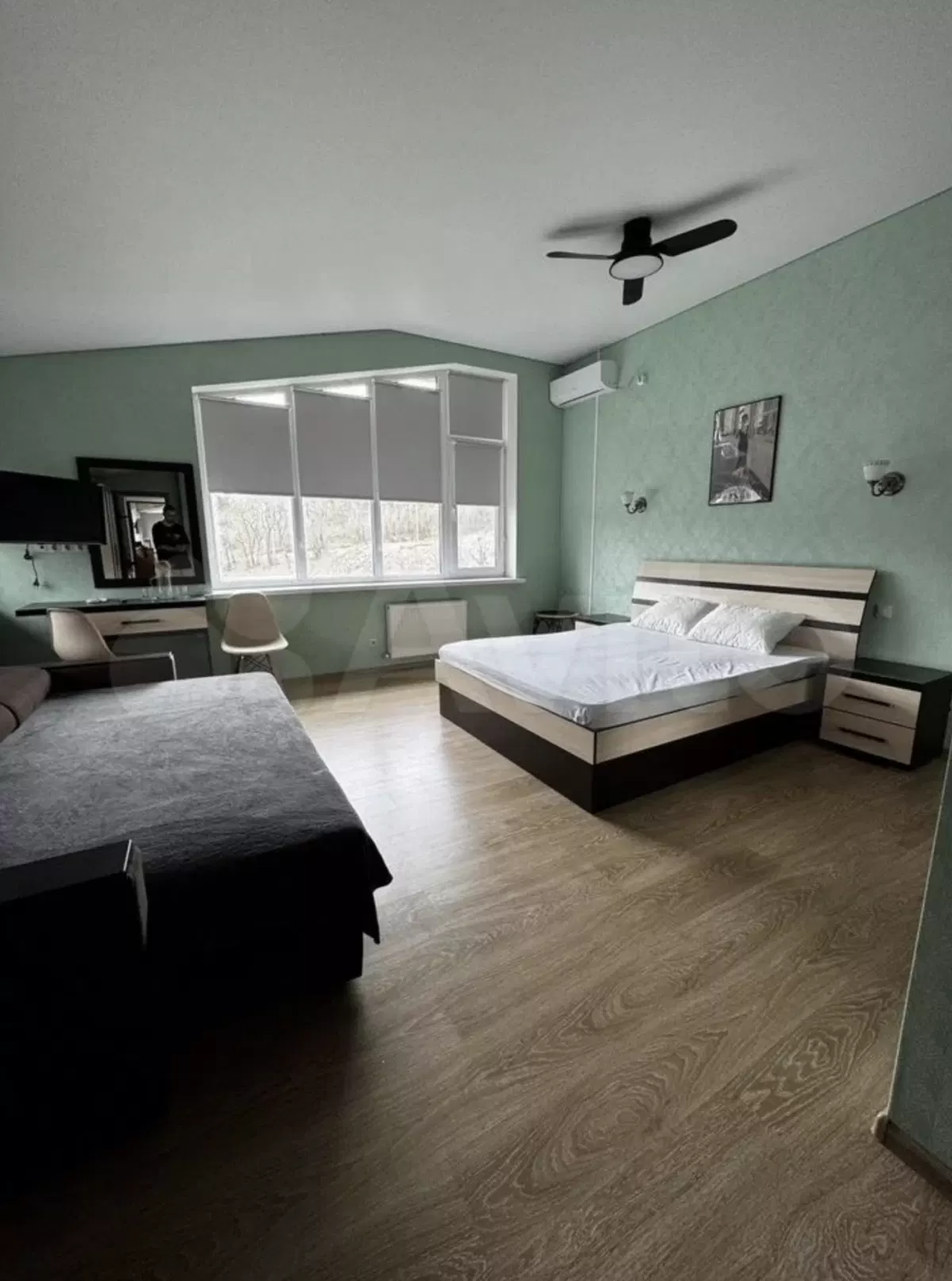 фото Комната 39 м² в 5-к., 3/3 эт.