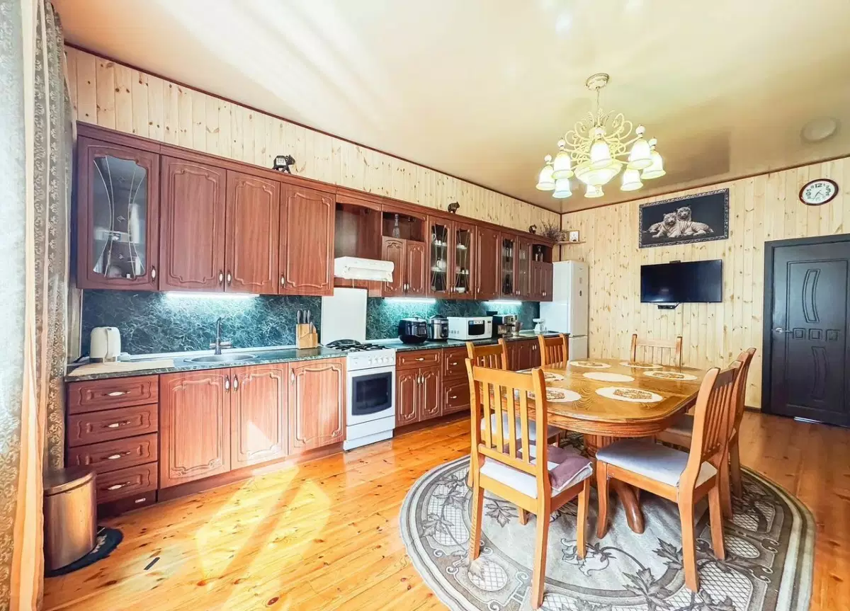 фото Гостевой дом, 200 м² на берегу…