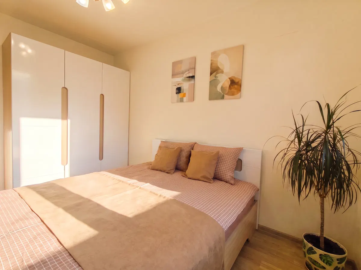 фото Екатеринбург, улица Чемпионов,…