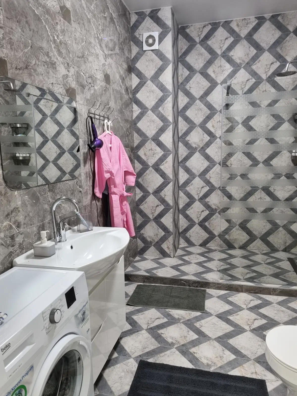 фото Квартира-студия, 45 м², 2 кров…
